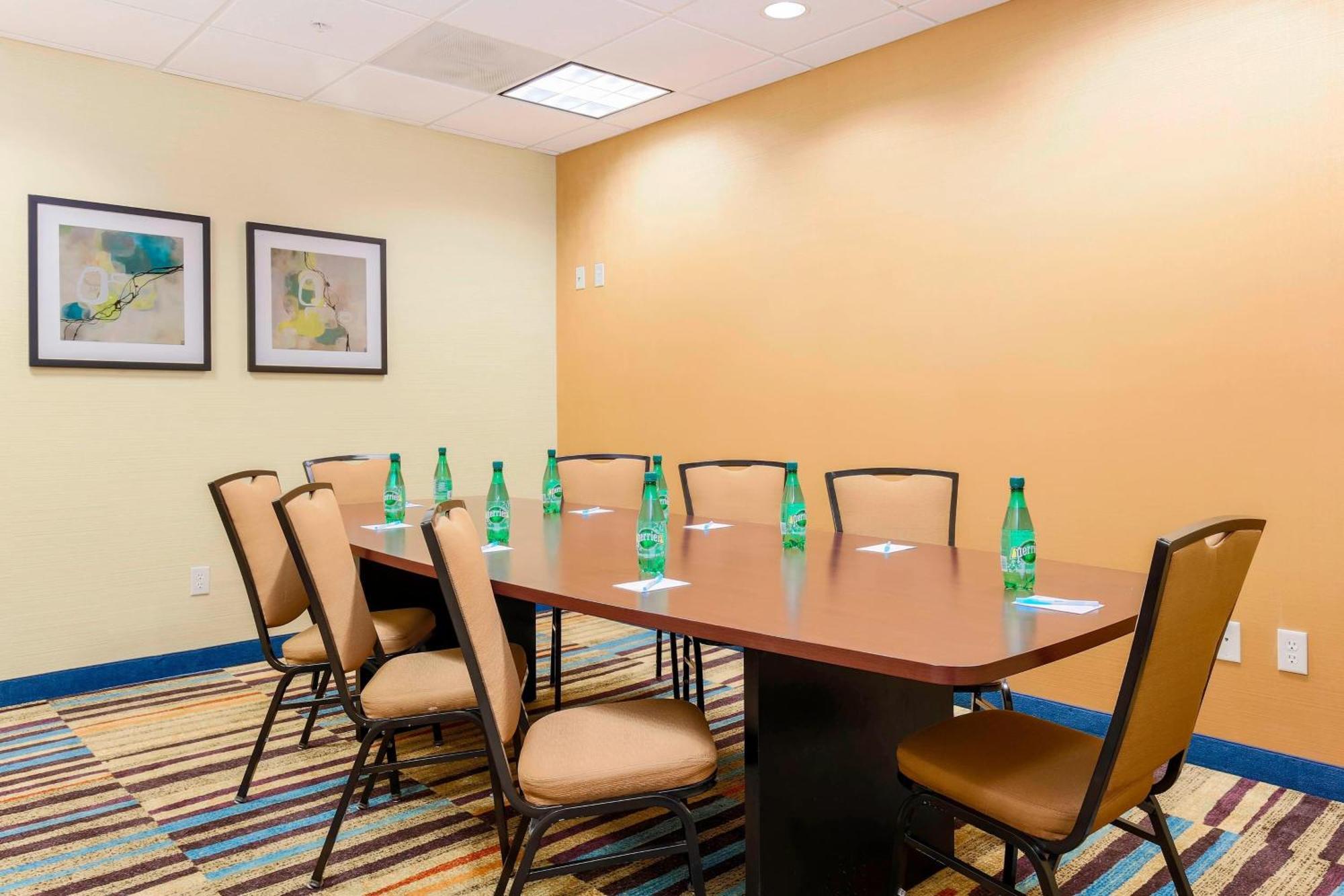 Fairfield Inn & Suites Темекула Екстер'єр фото